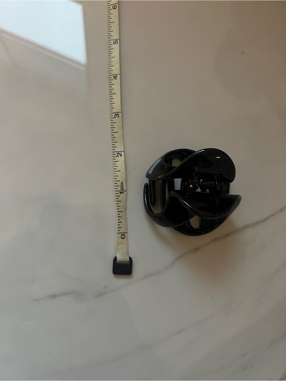 Black Swirl Hair Claw Clip